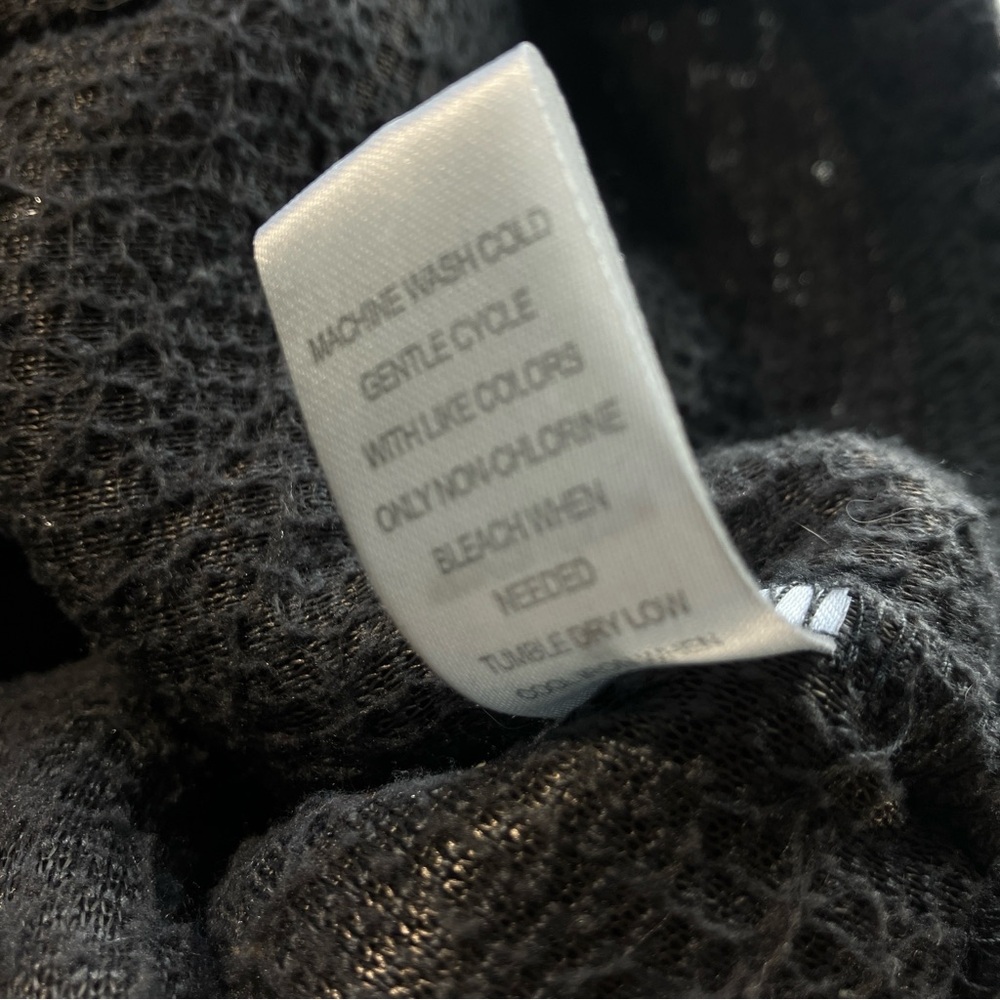 Pacsun Size Small Cropped Cardigan Sweater Fuzzy Warm Thick Gray Black Used - Picture 5 of 5